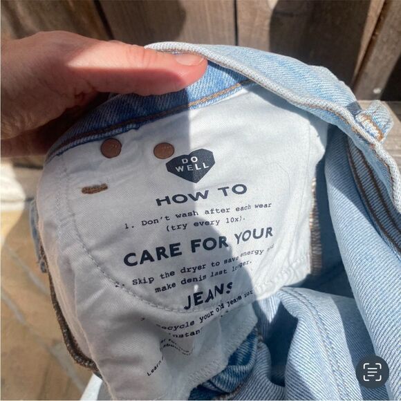 Madewell Mid-Rise Classic Straight Jeans in Wellingfora Wash Knee-Rip Edition 25 - Picture 15 of 15